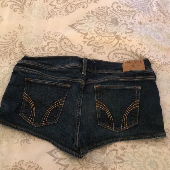 Hollister shorts - Picture 2 of 2
